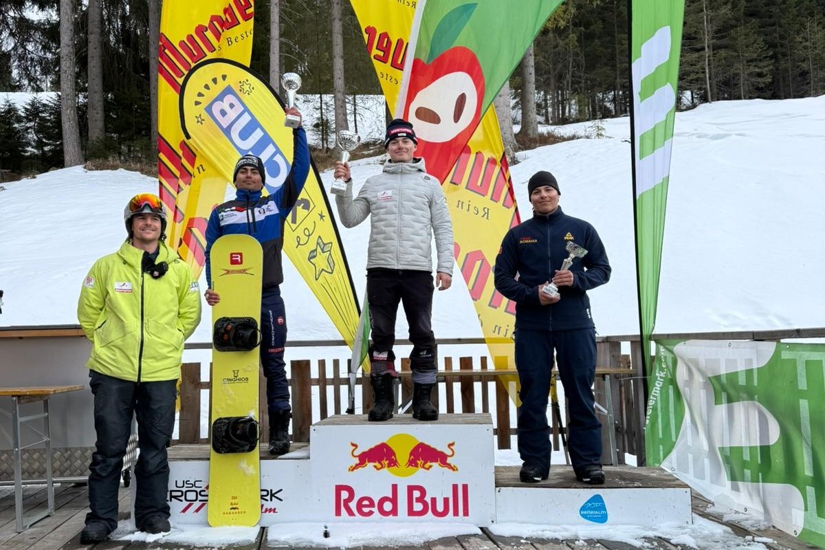 Benczédi Zoltán (jobbról) bronzérmet  szerzett a FIS-versenyen &bullet;  Fotó: Reisz Zoltán