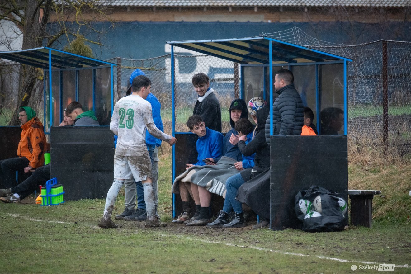 &bullet;  Fotó: Borbély Fanni