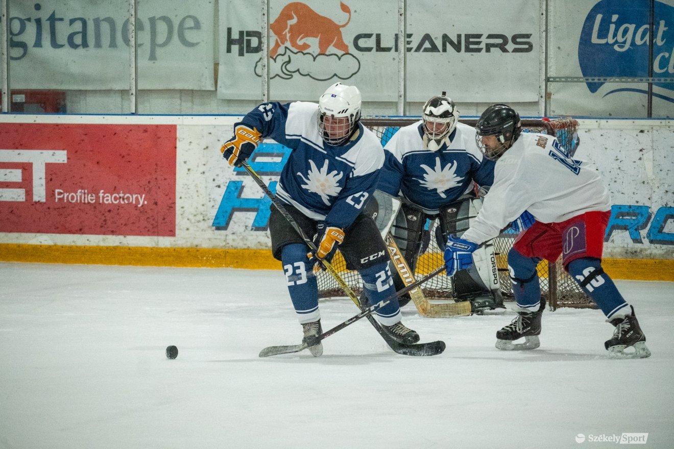 &bullet;  Fotó: Borbély Fanni