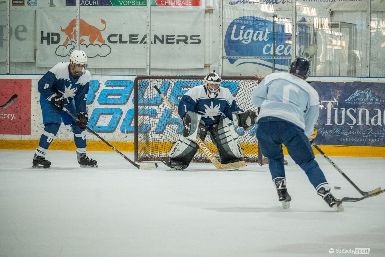 &bullet;  Fotó: Borbély Fanni