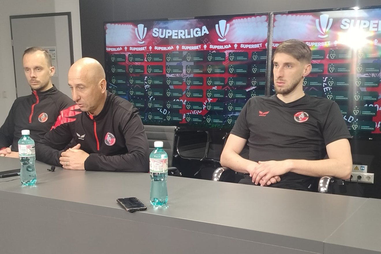Balról jobbra: Jozef Dolný, Ilyés Róbert és Végh Bence &bullet;  Fotó: Dobos László