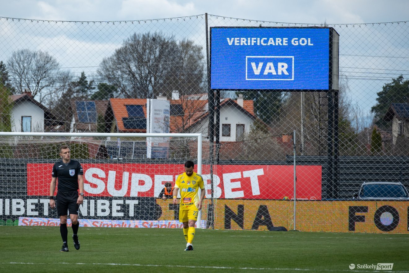 &bullet;  Fotó: Borbély Fanni