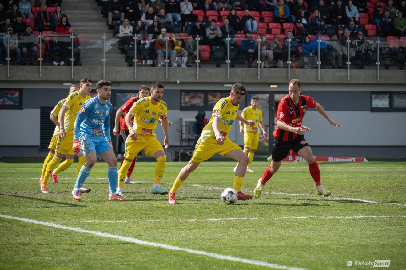 &bullet;  Fotó: Borbély Fanni