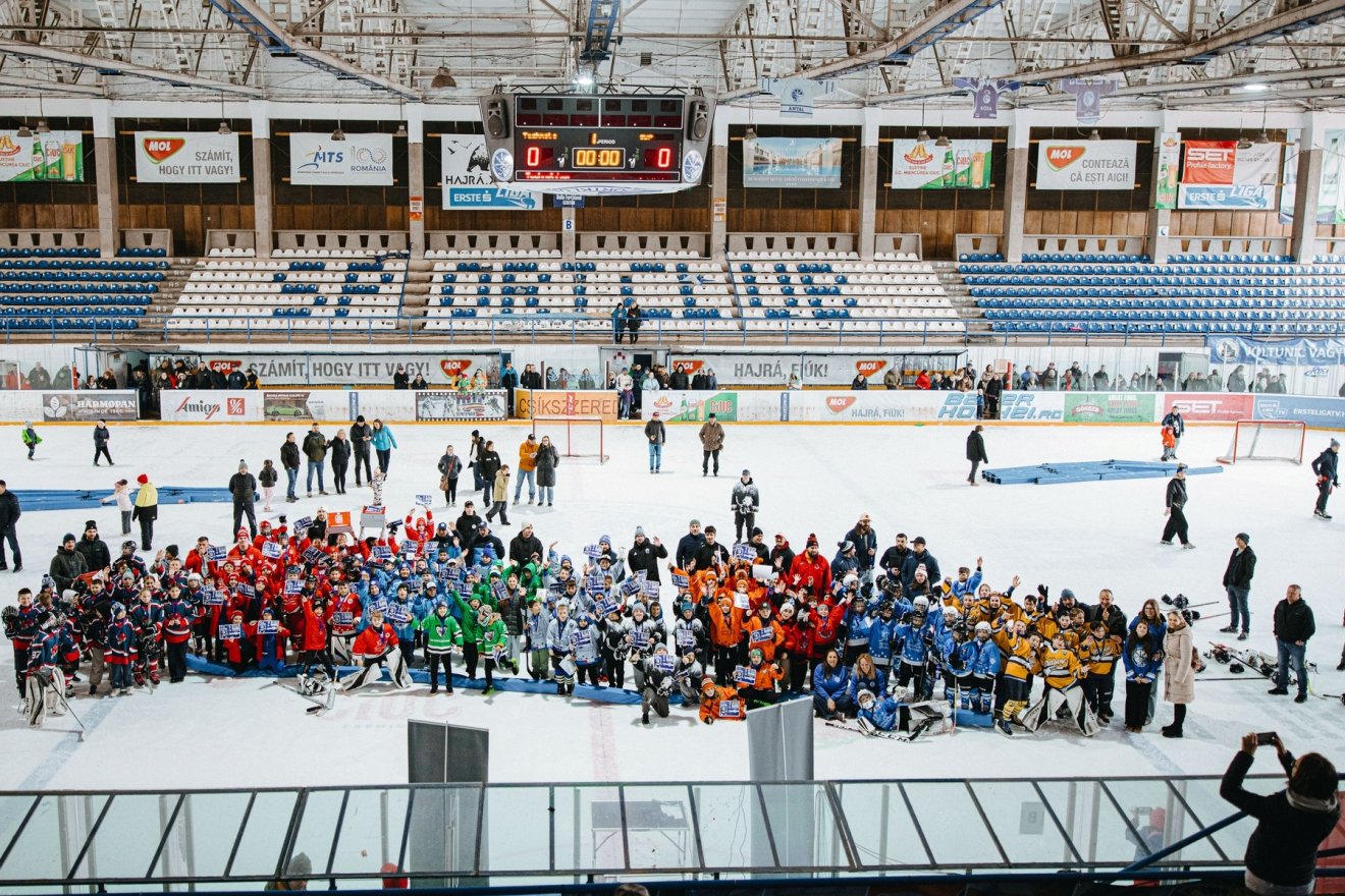 &bullet;  Fotó: Székelyföldi Jégkorong Akadémia