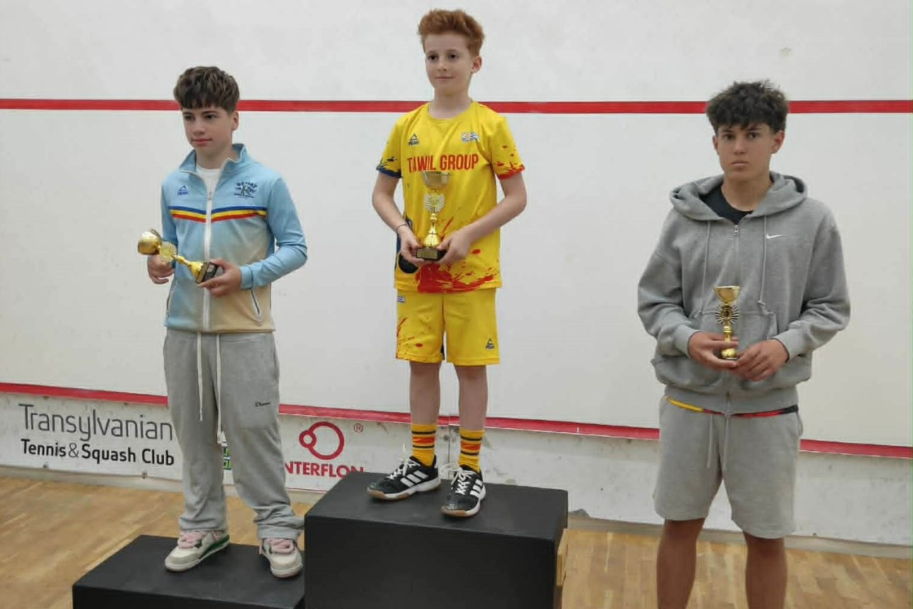 &bullet;  Fotó: Transilvanian Tennis Padel Squash Club