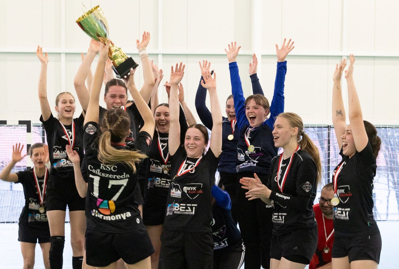 &bullet;  Fotó: Halmágyi Zsolt