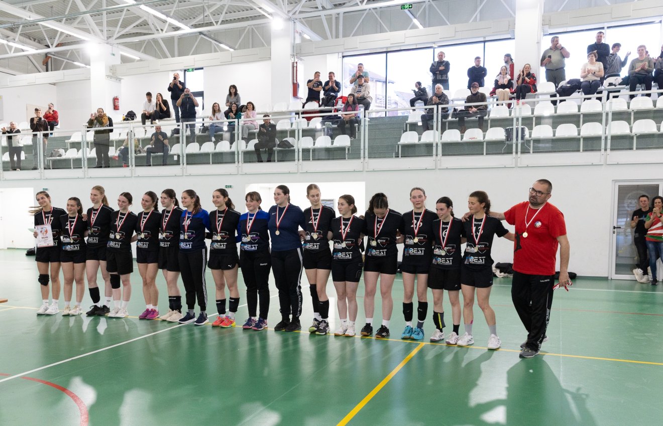 &bullet;  Fotó: Halmágyi Zsolt