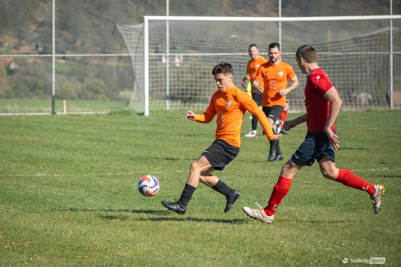 &bullet;  Fotó: Borbély Fanni