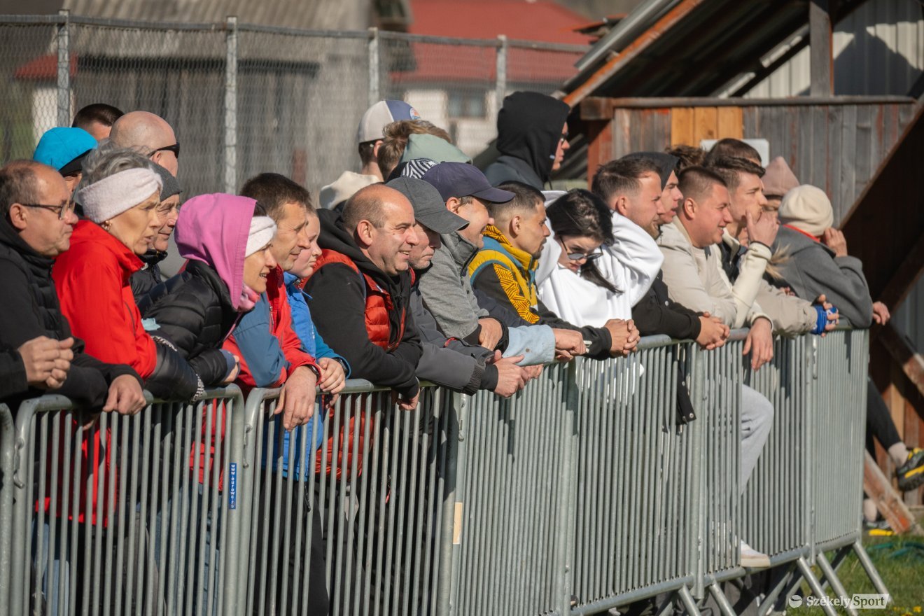 &bullet;  Fotó: Borbély Fanni