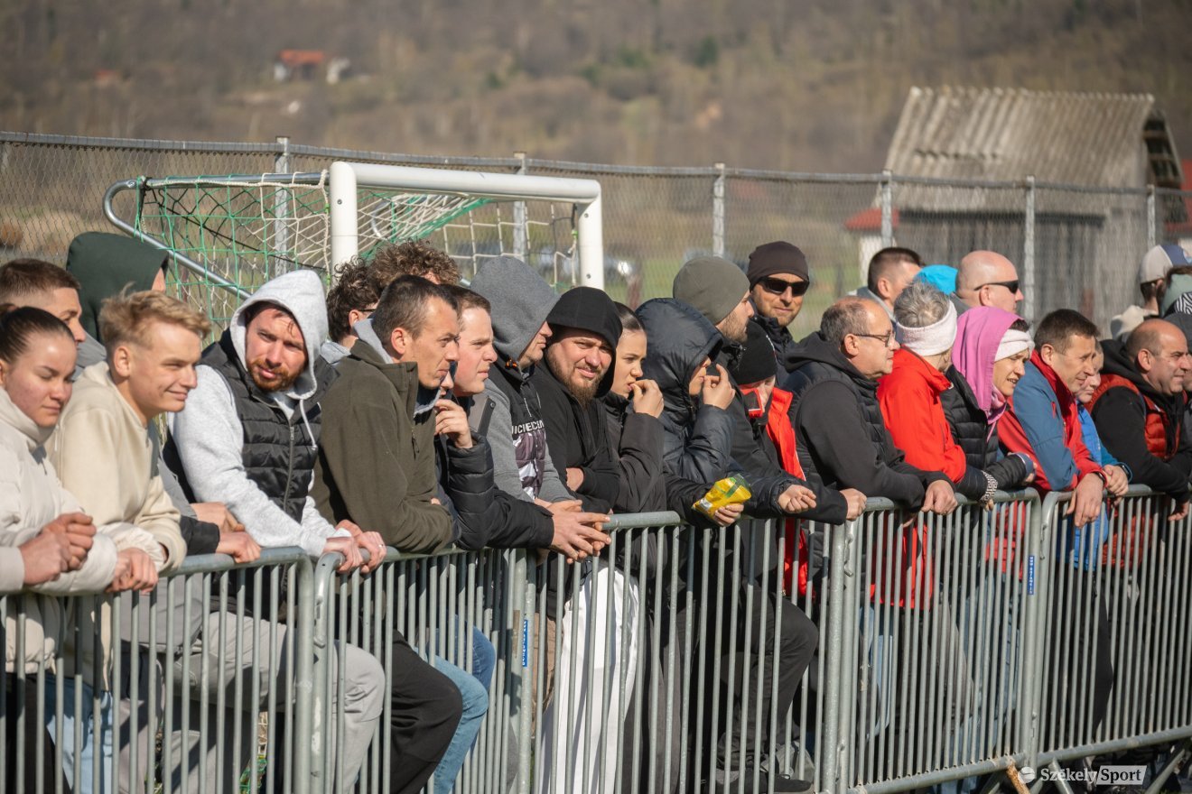 &bullet;  Fotó: Borbély Fanni