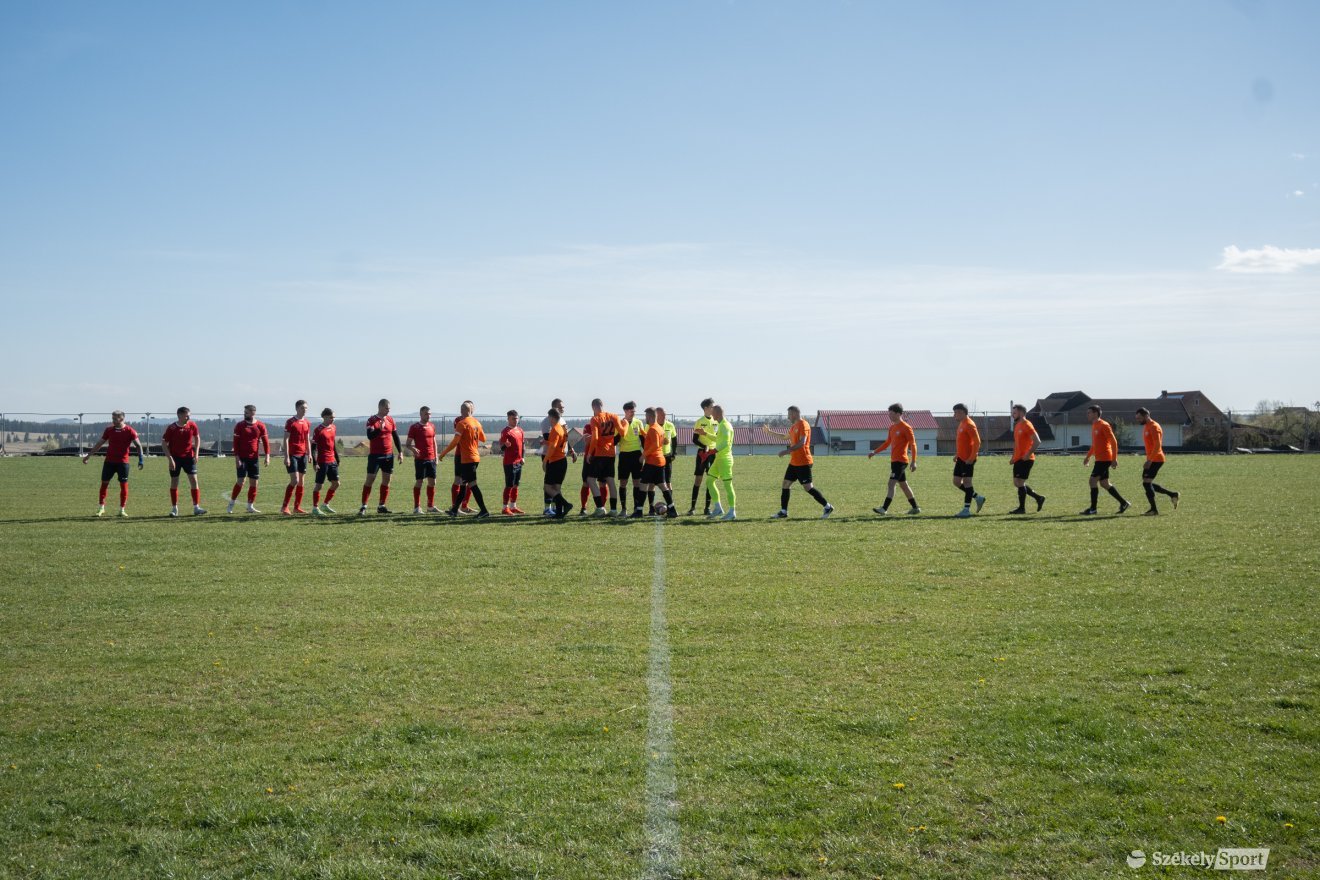 &bullet;  Fotó: Borbély Fanni
