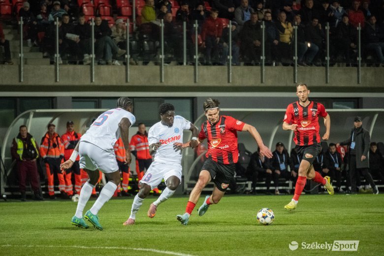 A végjátékban lecsapott a bajnokra az FK Csíkszereda (videóval)