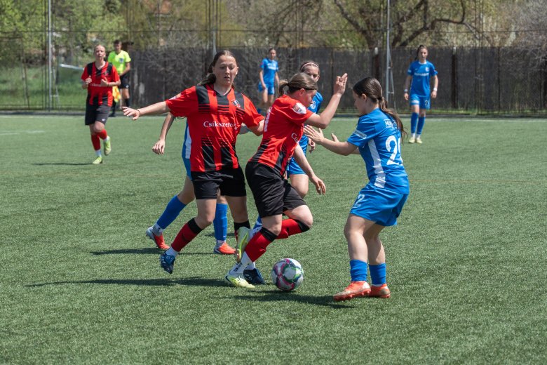 Elődöntőbe jutott az FK Csíkszereda női ificsapata