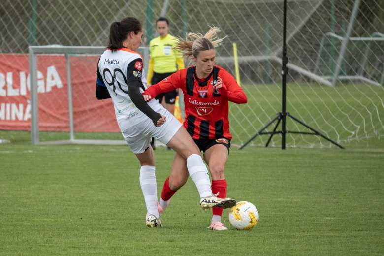 Végig támadtak a csíki lányok, de a kolozsváriaké az előny