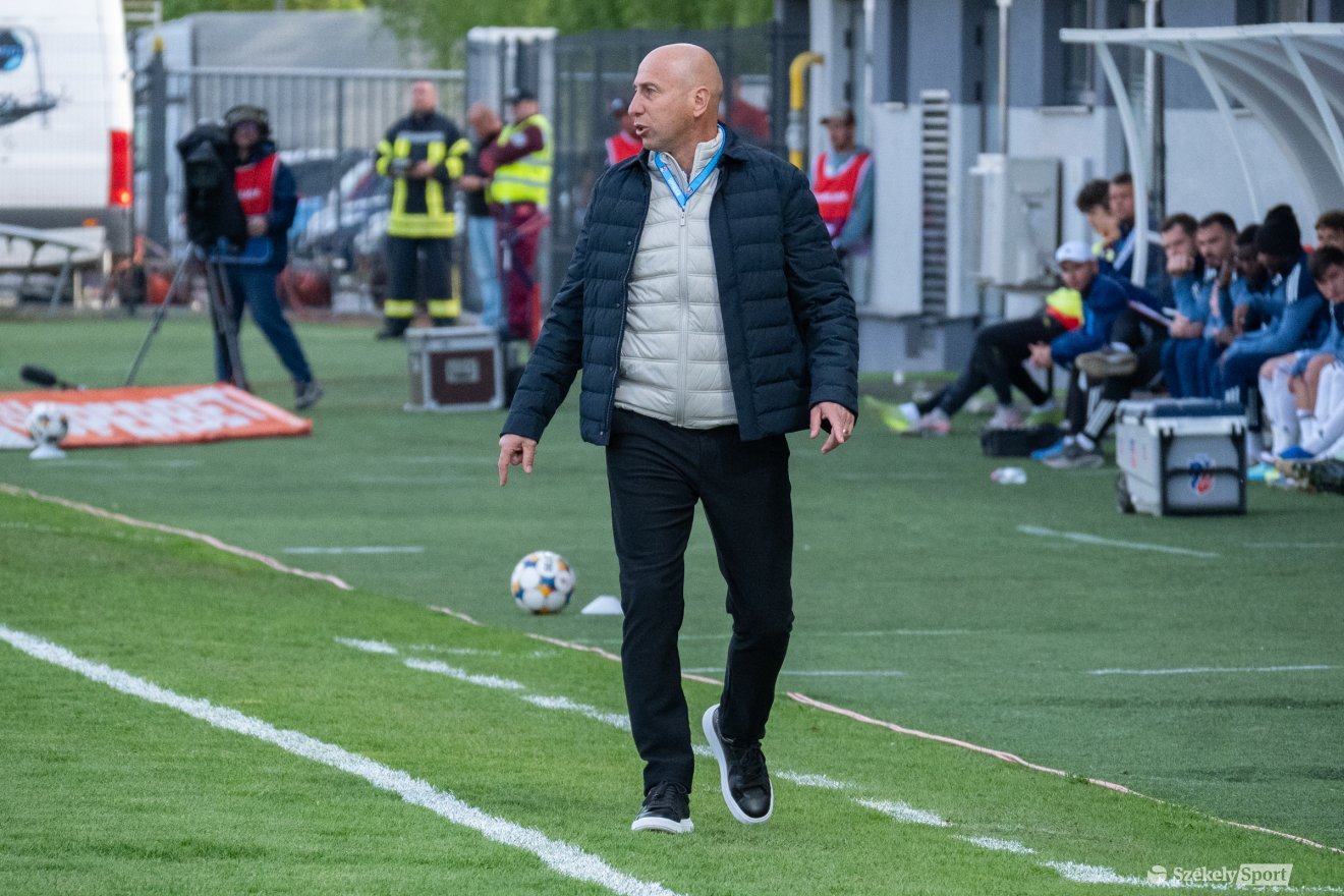 &bullet;  Fotó: Borbély Fanni