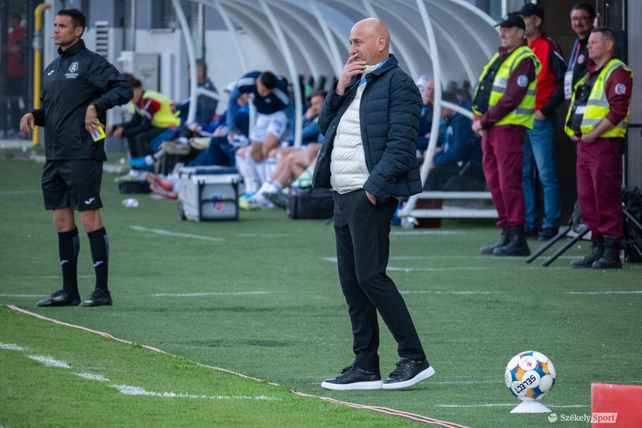 &bullet;  Fotó: Borbély Fanni