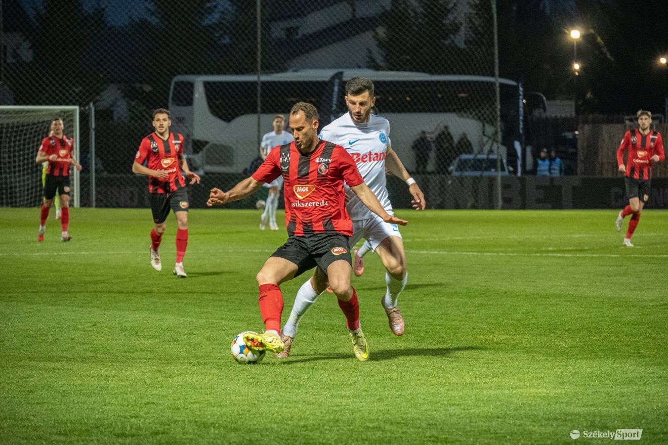 &bullet;  Fotó: Borbély Fanni