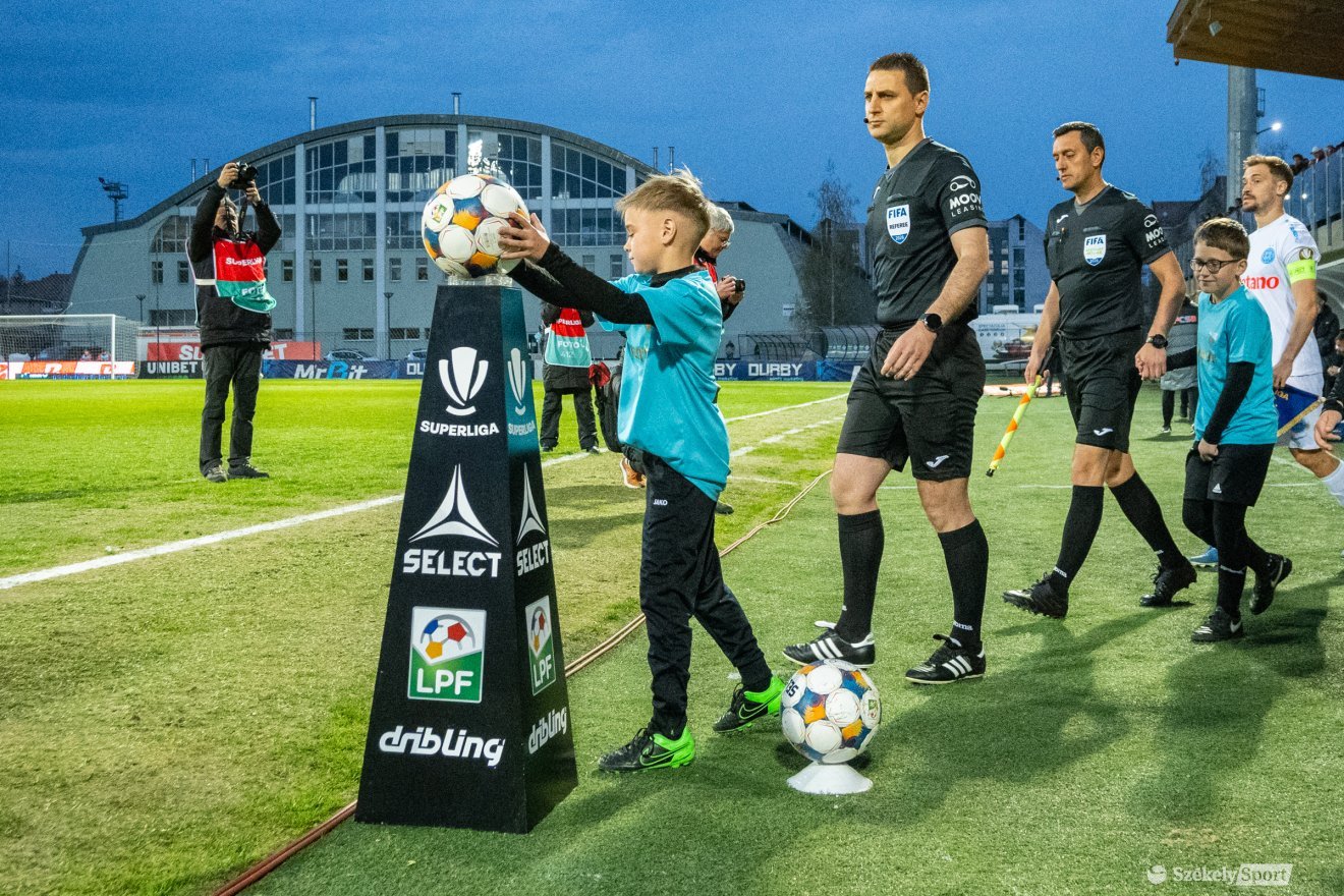 &bullet;  Fotó: Borbély Fanni
