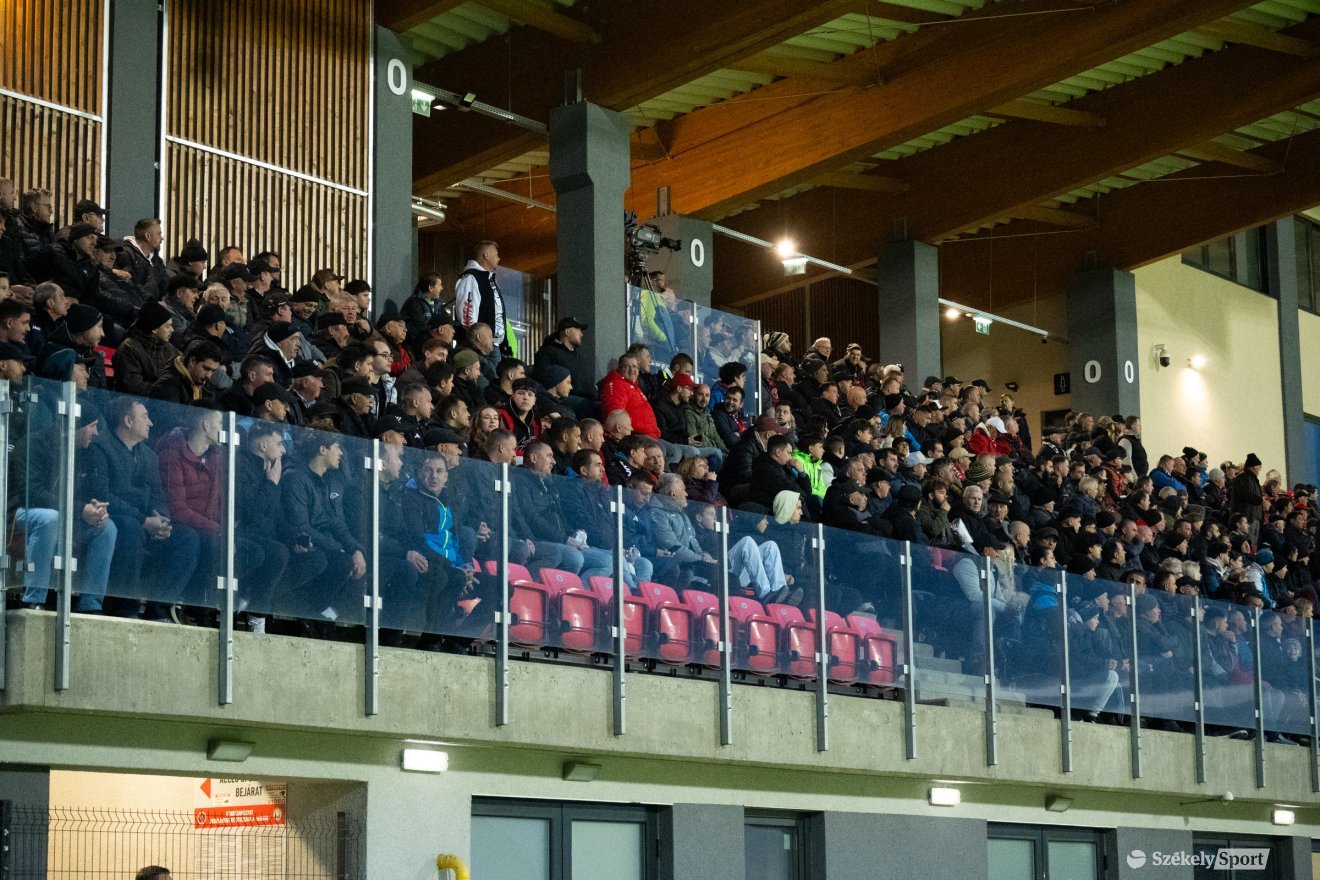&bullet;  Fotó: Borbély Fanni