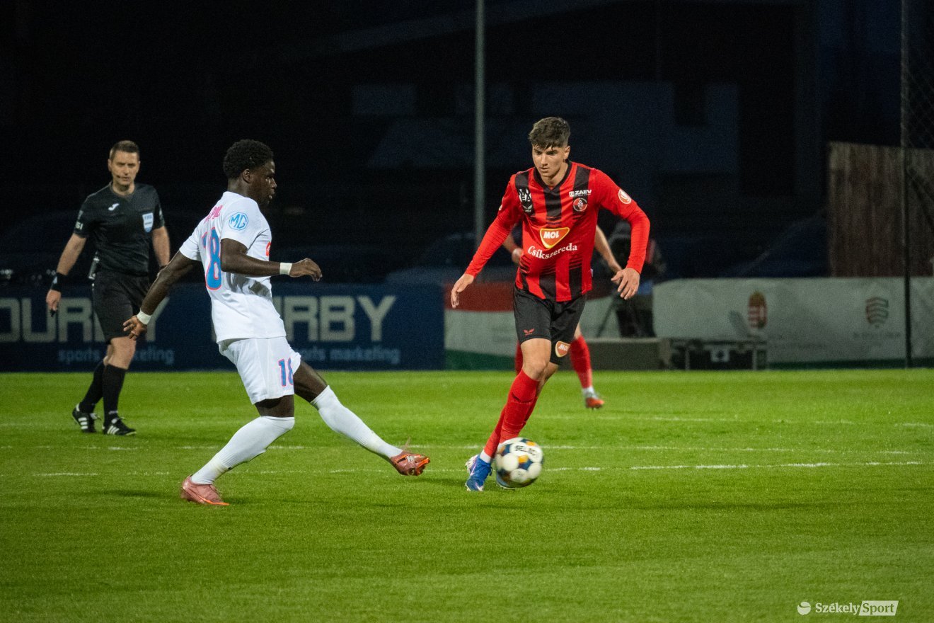 &bullet;  Fotó: Borbély Fanni