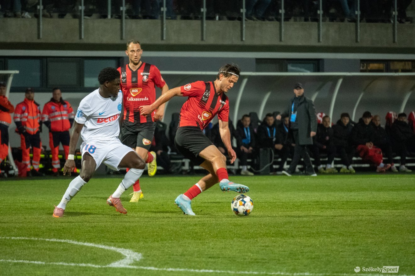 &bullet;  Fotó: Borbély Fanni