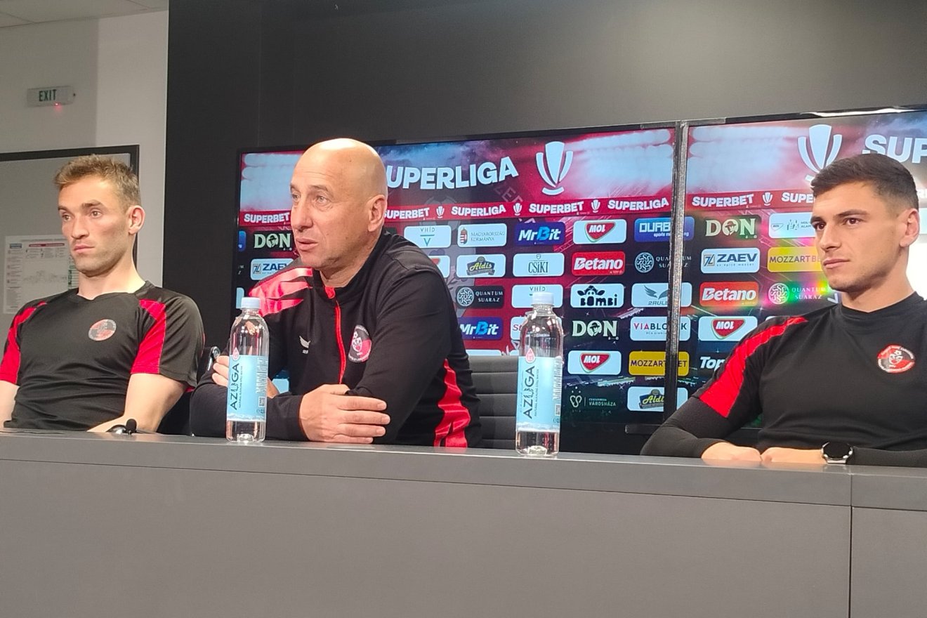 Balról jobbra Csürös Attila, Ilyés Róbert és Raul Palmeș &bullet;  Fotó: Dobos László