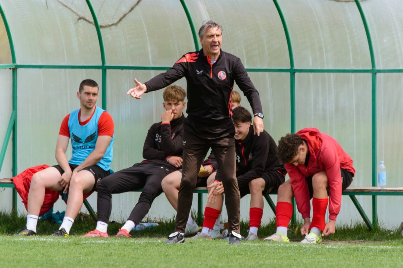 Goran Kopunović, az FK Csíkszereda U18-as csapatának vezetőedzője &bullet;  Fotó: facebook/ FK Csíkszereda