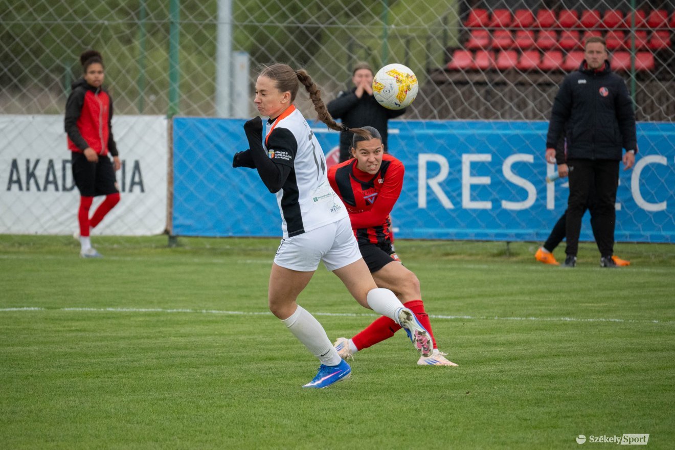 &bullet;  Fotó: Borbély Fanni