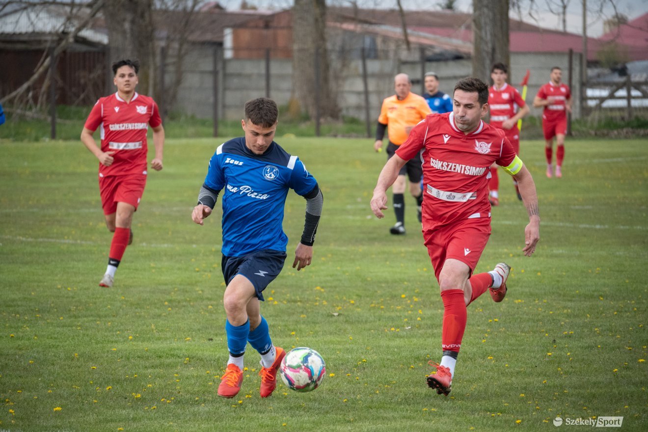 &bullet;  Fotó: Borbély Fanni