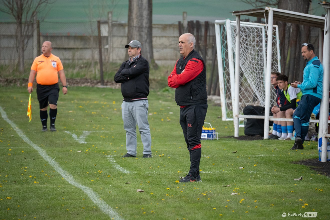 &bullet;  Fotó: Borbély Fanni