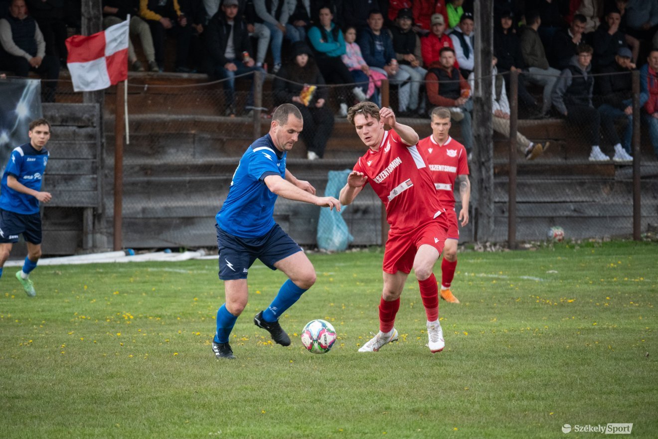 &bullet;  Fotó: Borbély Fanni