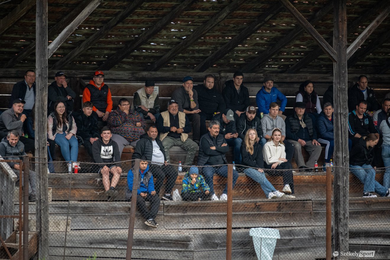 &bullet;  Fotó: Borbély Fanni