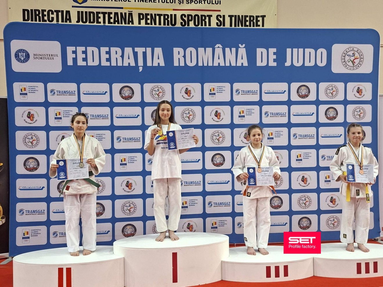 &bullet;  Fotó: Csíkszeredai ISK