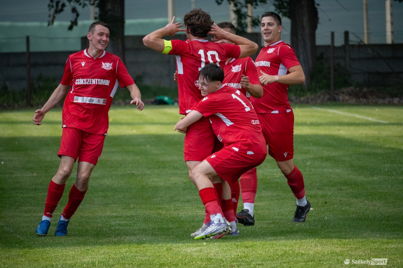 &bullet;  Fotó: Borbély Fanni