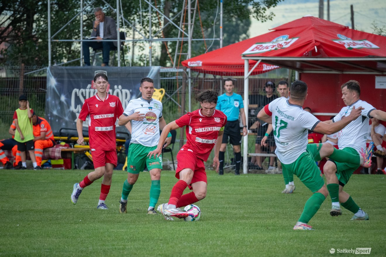 &bullet;  Fotó: Borbély Fanni