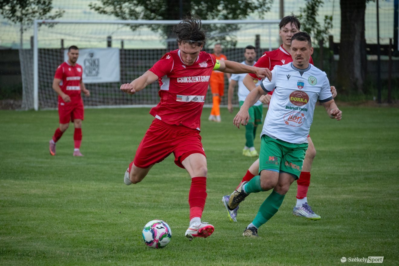&bullet;  Fotó: Borbély Fanni