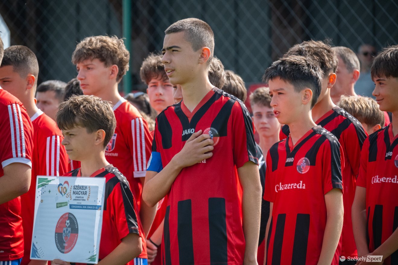 &bullet;  Fotó: Borbély Fanni