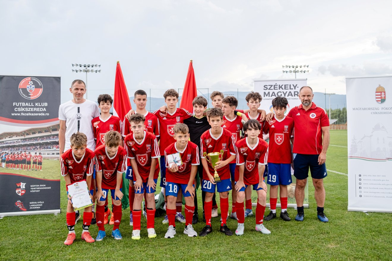 a Székesfehérvári Videoton csapata &bullet;  Fotó: Magyarország Csíkszeredai Főkonzulátusa/ Borbáth Kata