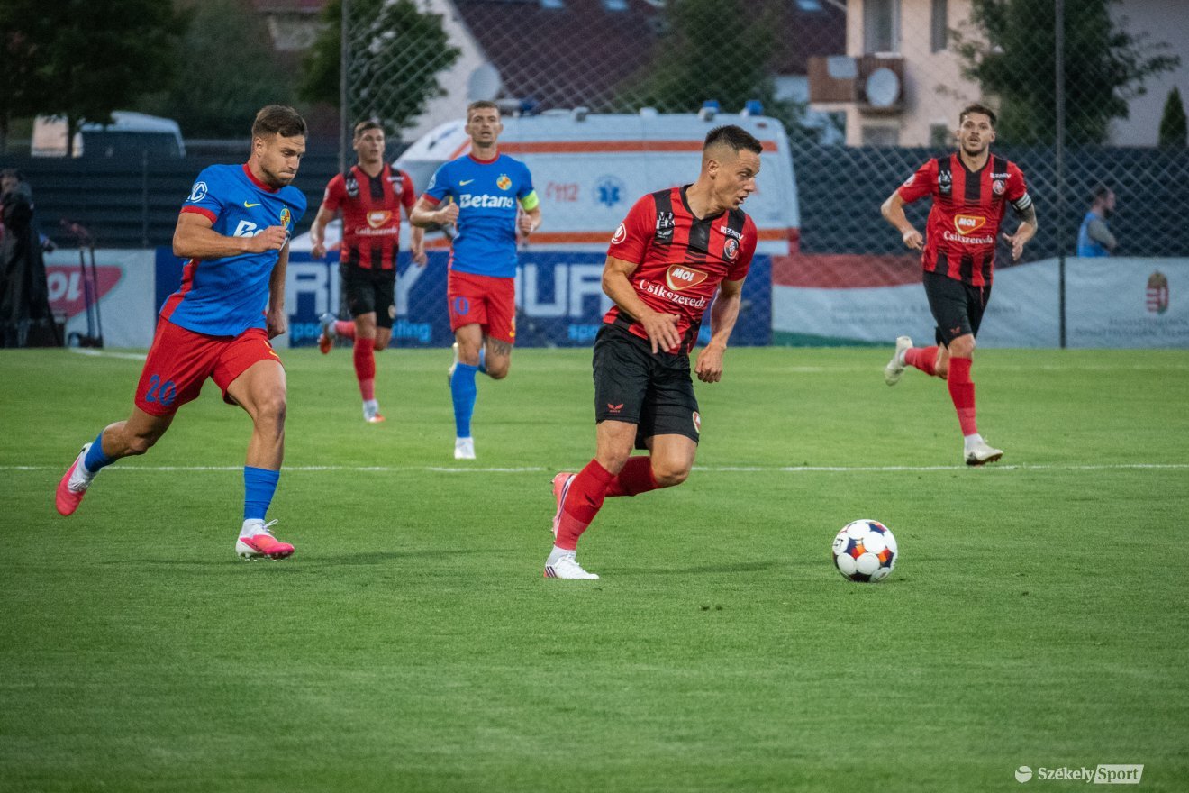 &bullet;  Fotó: Borbély Fanni