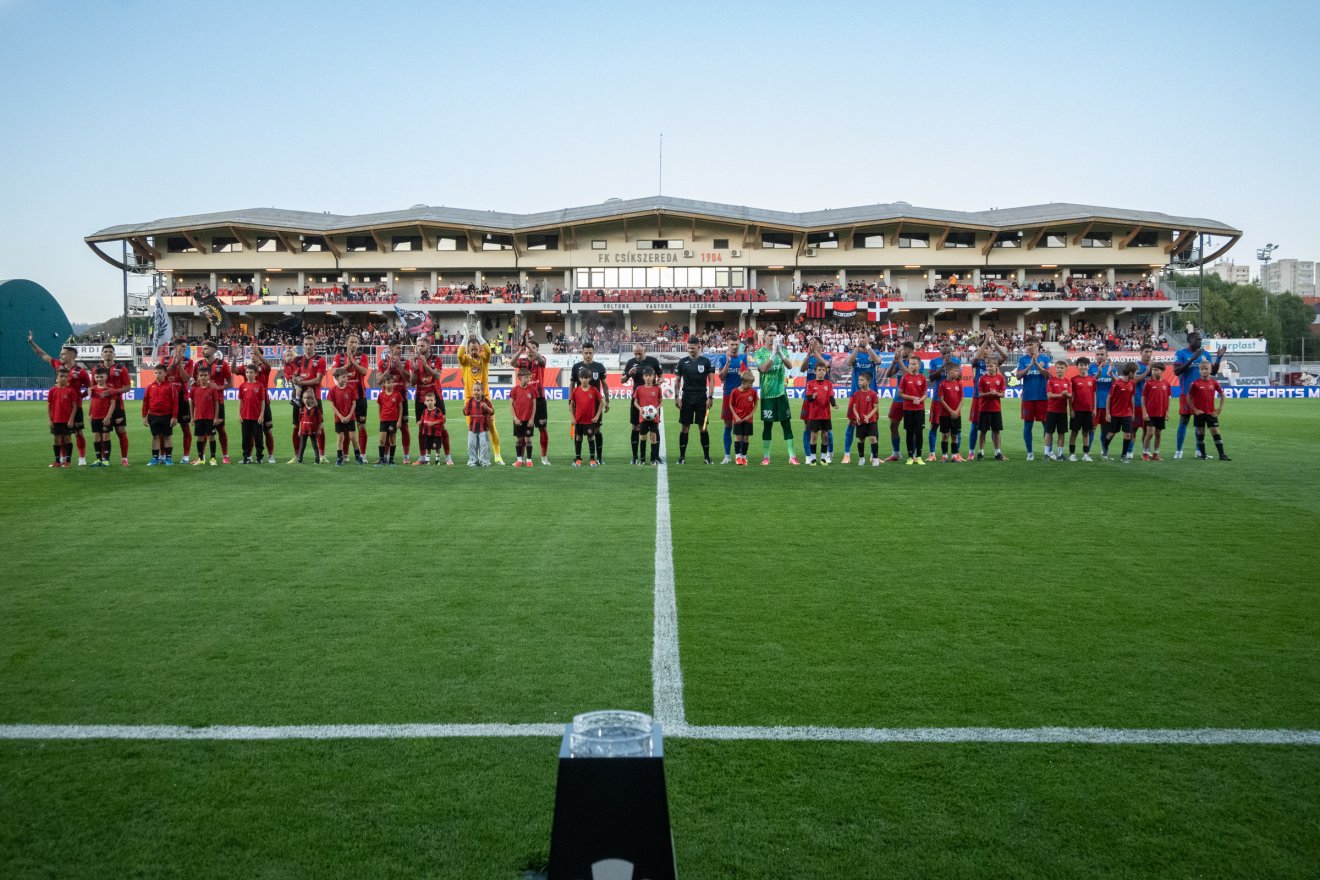 A stadionban kevesen, a tévék előtt a legtöbben követték az FK Csíkszereda–FCSB meccset