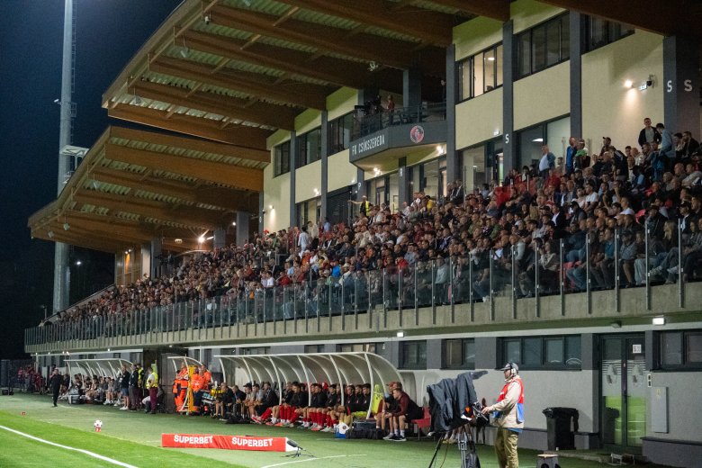 Növekszik a nézőszám, jól áll az átigazolási piac, de kevesebb lehetőség jut a fiataloknak