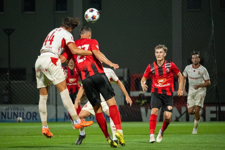 Az FK Csíkszereda fővárosi kiszállása nyitja a fordulót a Szuperligában