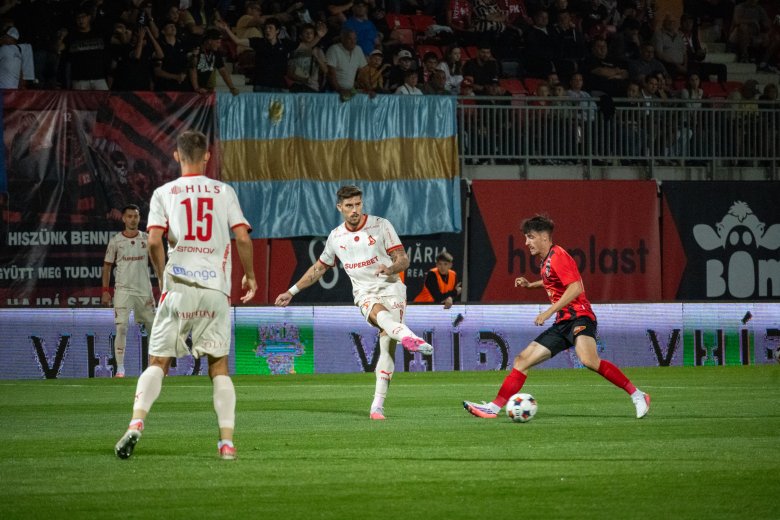 Őszi szünet a Szuperligában: a Dinamo szárnyal, a CFR építkezik, Csíkszeredában kong a vészharang