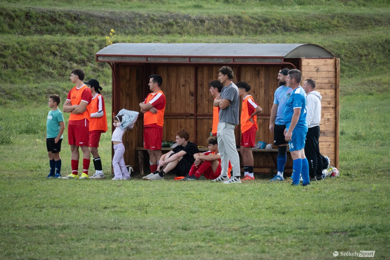 &bullet;  Fotó: Borbély Fanni