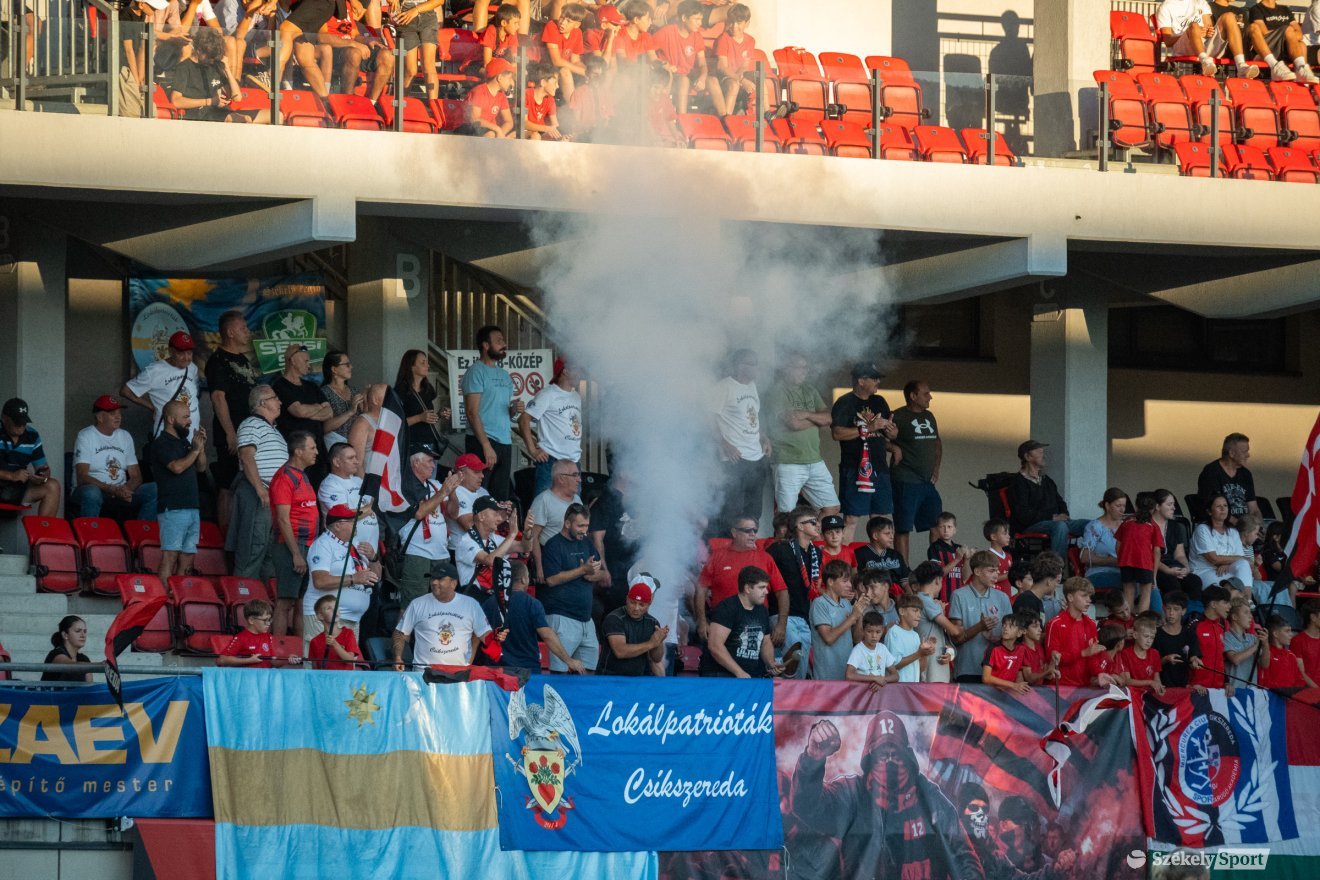 &bullet;  Fotó: Borbély Fanni