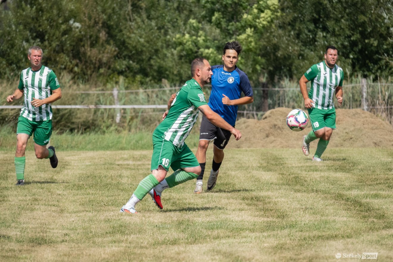 &bullet;  Fotó: Borbély Fanni