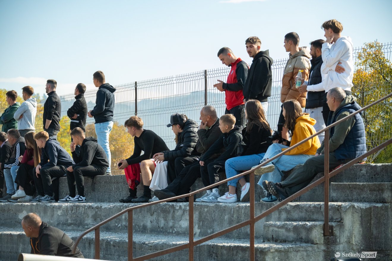 &bullet;  Fotó: Borbély Fanni