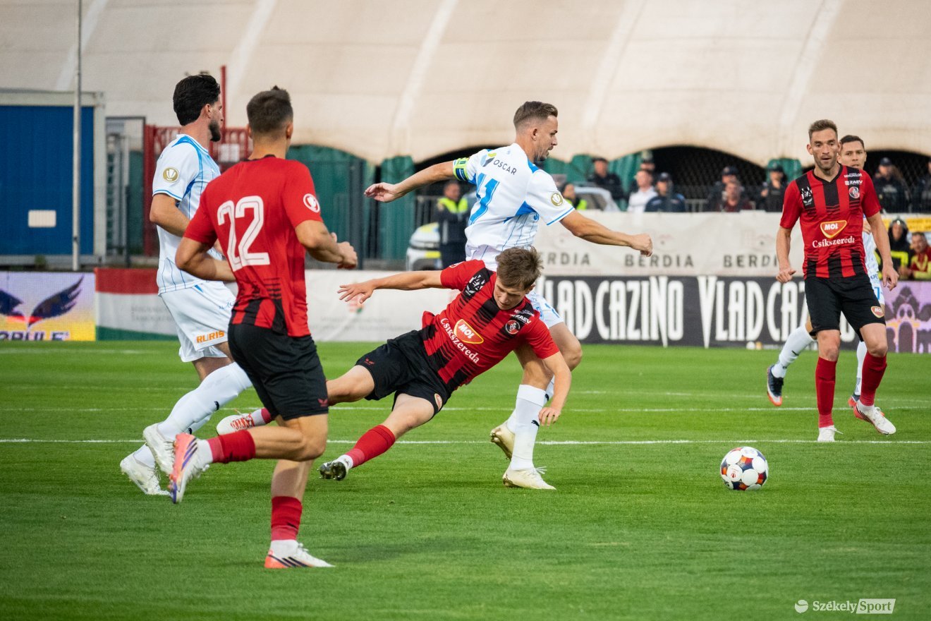 &bullet;  Fotó: Borbély Fanni