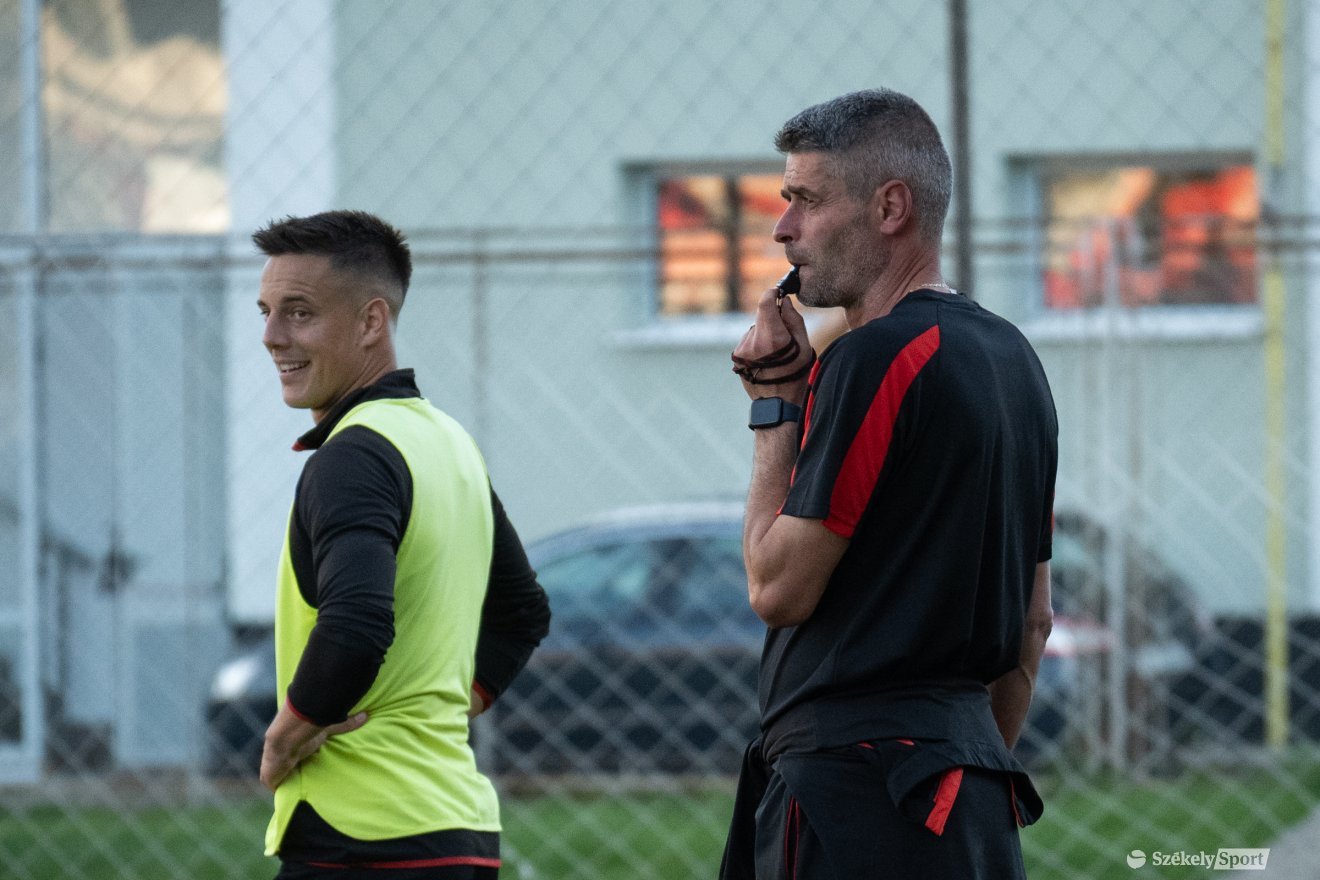 &bullet;  Fotó: Borbély Fanni