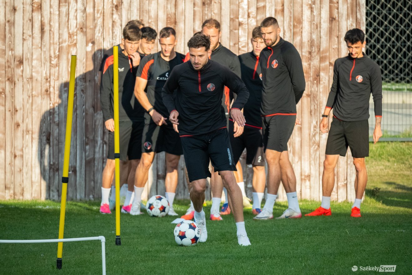 &bullet;  Fotó: Borbély Fanni